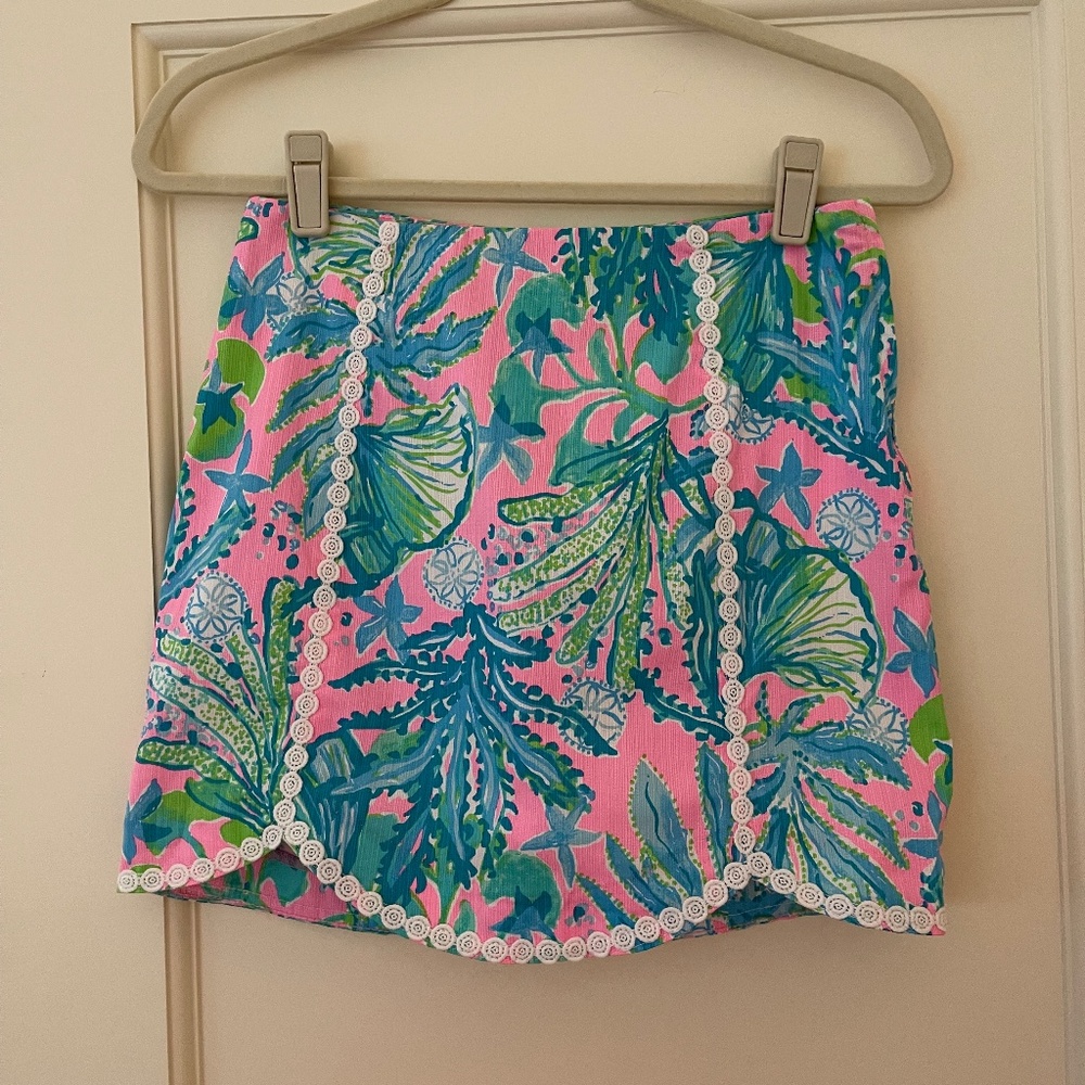 Lilly Pulitzer short skirt
